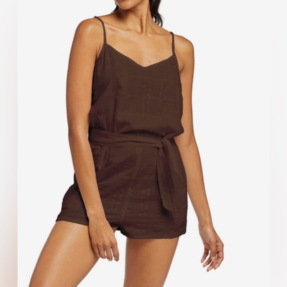Vitamin A Gigi Linen Romper - Picture 2 of 11